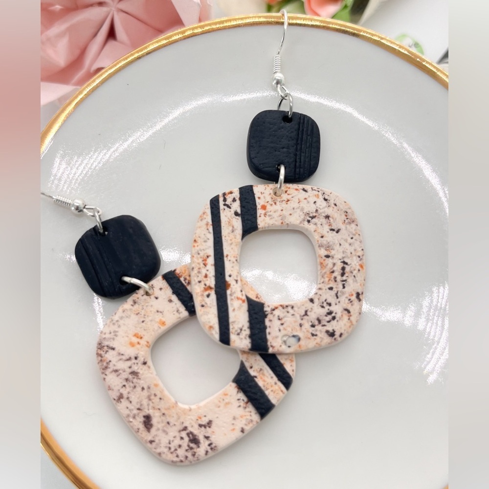 Neutral Colors Pendant Earrings with Stripes of Black